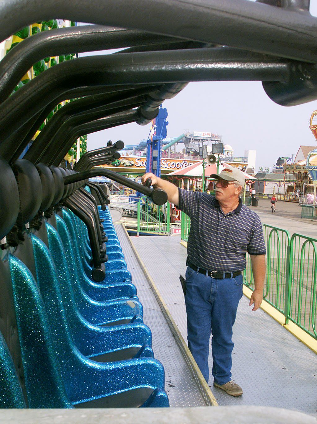 RIDES.64393